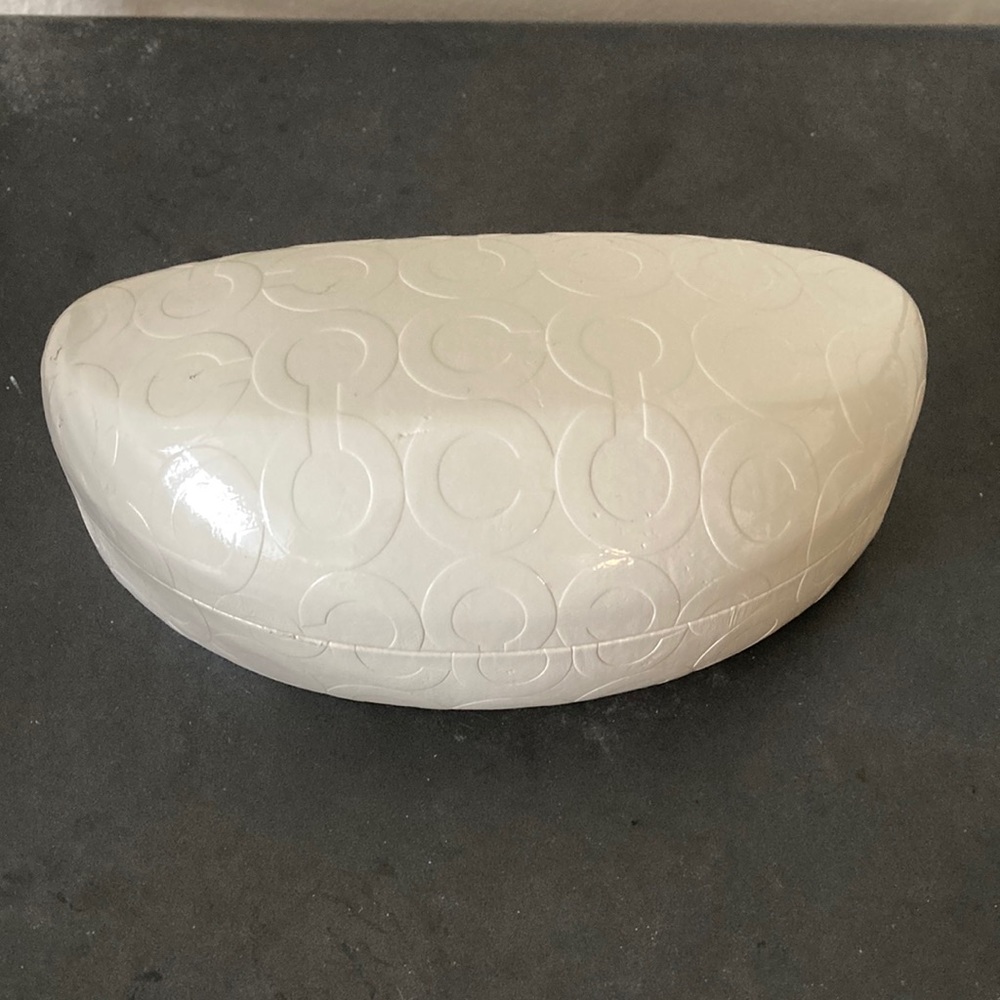 Coach Sunglass Hard Case Off White Made in Italy